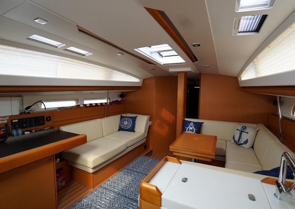 Jeanneau Sun Odyssey 44 DS image