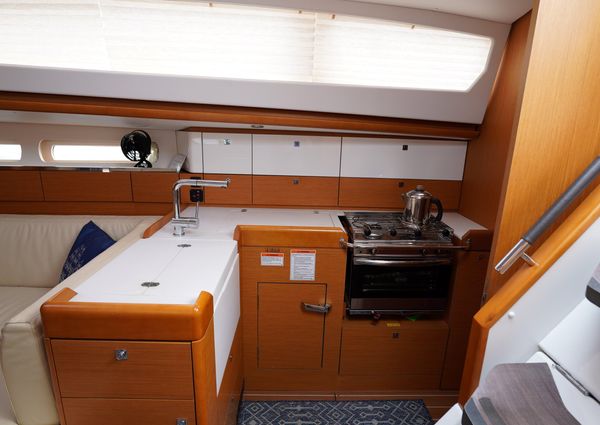 Jeanneau Sun Odyssey 44 DS image