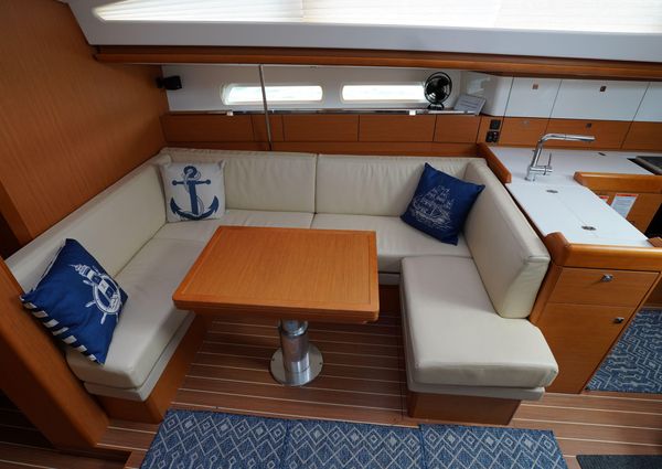 Jeanneau Sun Odyssey 44 DS image