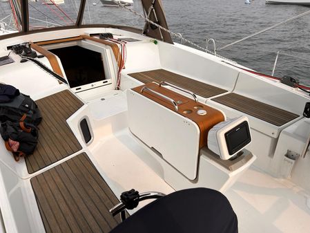 Jeanneau Sun Odyssey 44 DS image