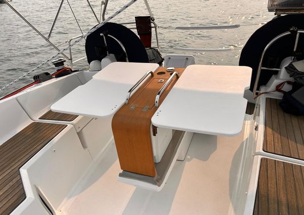 Jeanneau Sun Odyssey 44 DS image