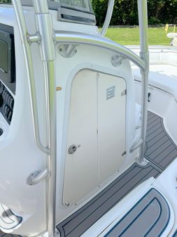 Boston-whaler 240-OUTRAGE image