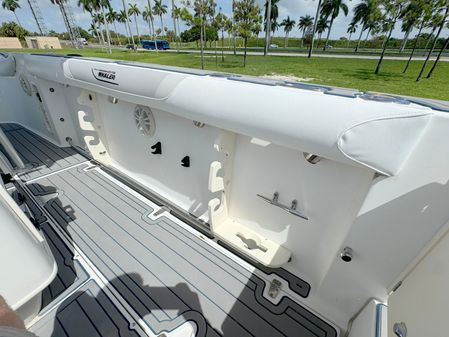 Boston-whaler 240-OUTRAGE image