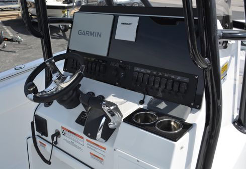 Blackfin 252 CC image