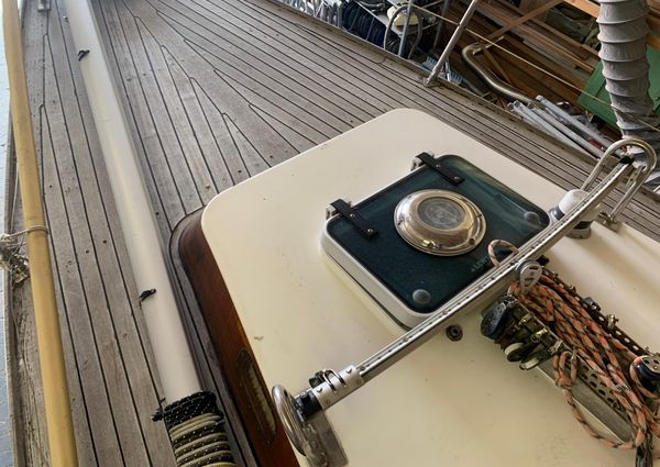 Classic Petersen 26 image