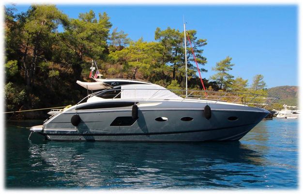 Princess Yachts V39 - main image