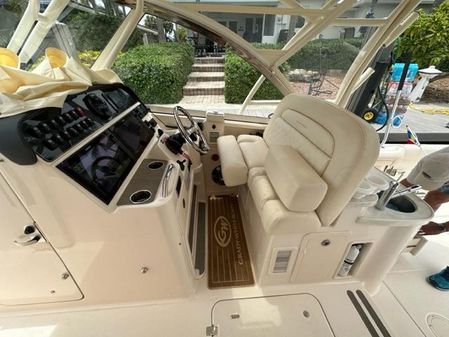 Grady-White Freedom 335 image