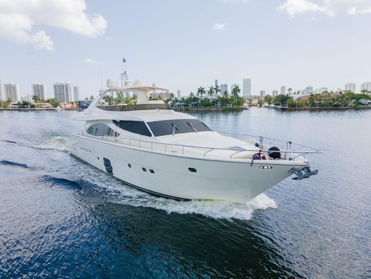 Ferretti Yachts 830 - main image
