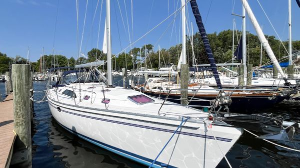 Catalina 445
