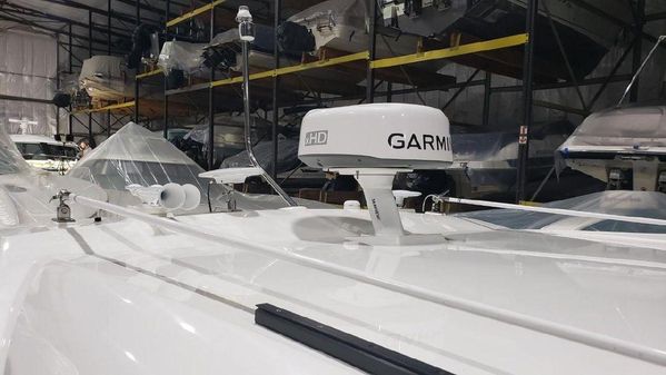 Tiara Yachts C39 Coupe image