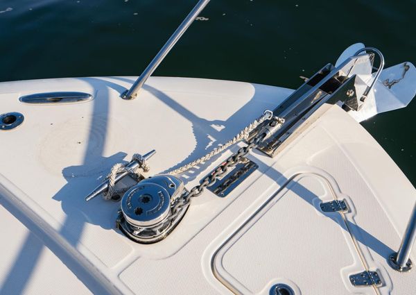 Boston Whaler 405 Conquest image