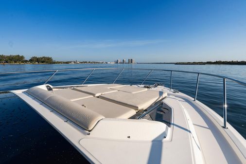 Boston Whaler 405 Conquest image