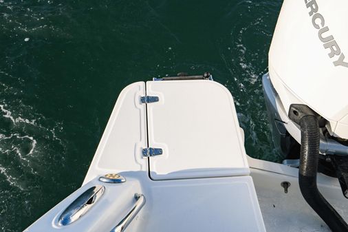 Boston Whaler 405 Conquest image