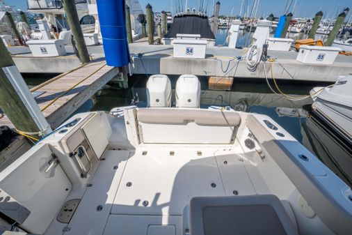 Boston Whaler 320 Vantage image