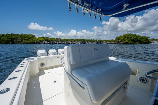 SeaVee 370z image