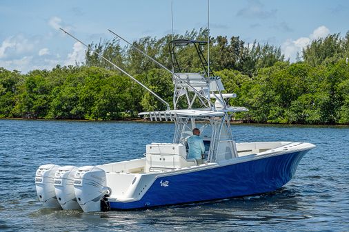 SeaVee 370z image