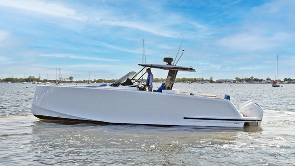 Pardo Yachts 38 Walkaround