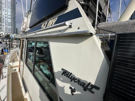 Tollycraft Tri-Cabin 43 Motor Yacht image