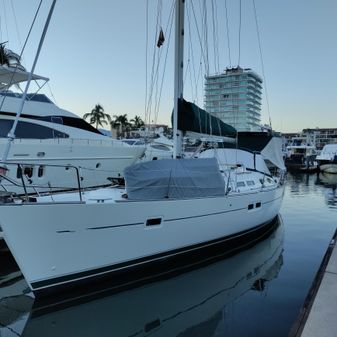 Beneteau 423 image