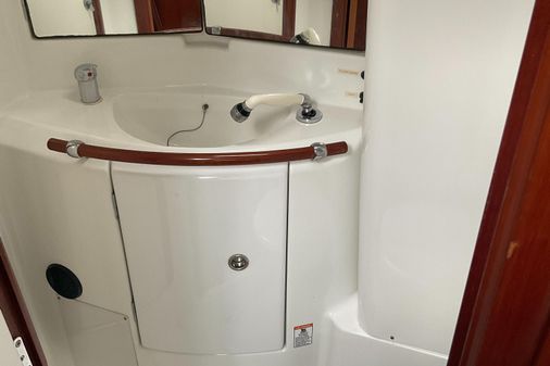 Beneteau 423 image