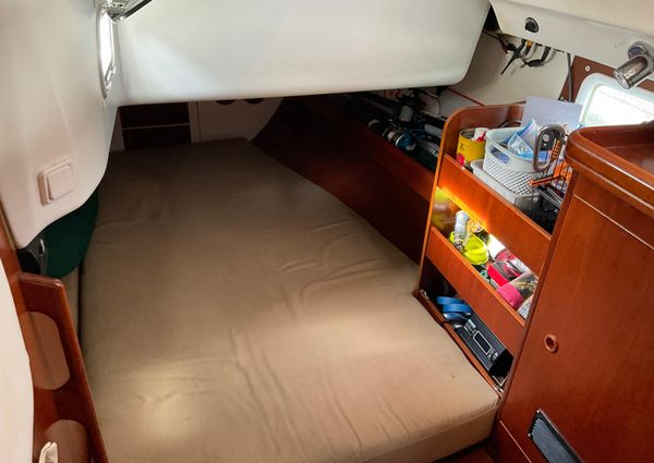 Beneteau 423 image