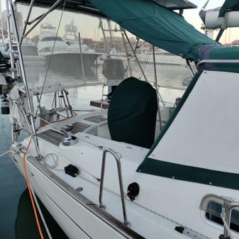 Beneteau 423 image