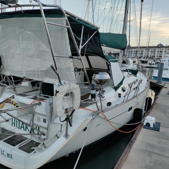 Beneteau 423 image