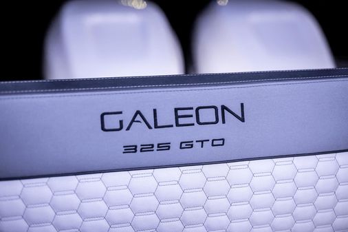 Galeon 325 GTO image