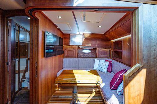 Hinckley Talaria 48 Flybridge image