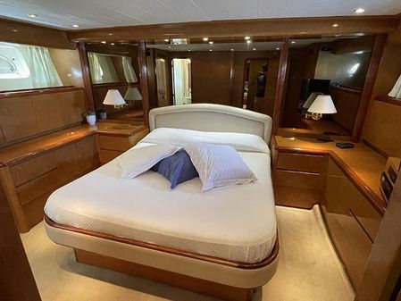 Falcon 86 image
