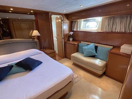 Falcon 86 image