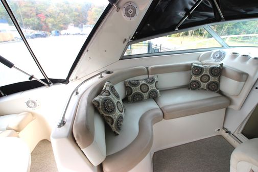 Rinker 342 Fiesta Vee image
