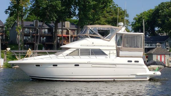 See this Cruisers Yachts 3650 Aft Cabin And More!