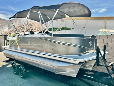 Tahoe-pontoon LTZ-QUAD-LOUNGER image