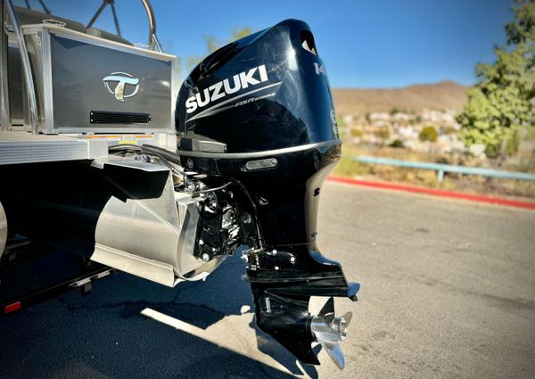 Tahoe-pontoon LTZ-QUAD-LOUNGER image