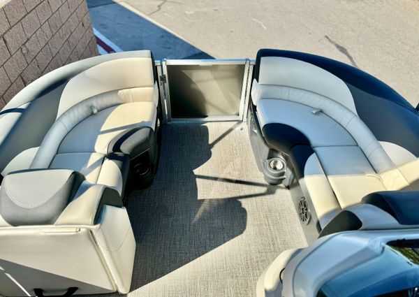 Tahoe-pontoon LTZ-QUAD-LOUNGER image