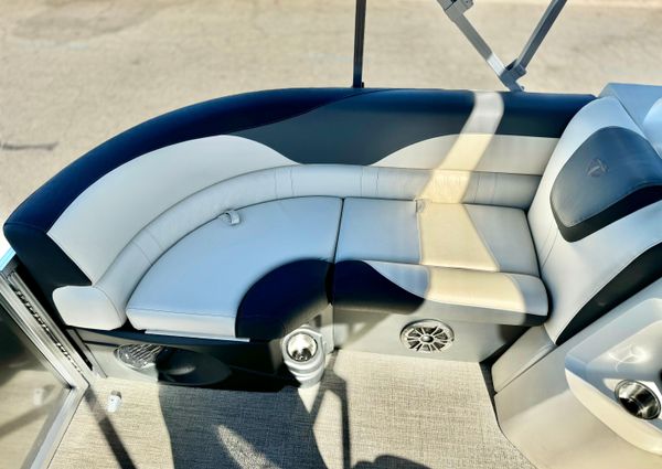 Tahoe-pontoon LTZ-QUAD-LOUNGER image