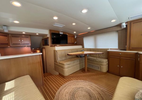 Cabo 40 Flybridge image