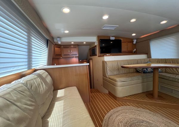 Cabo 40 Flybridge image