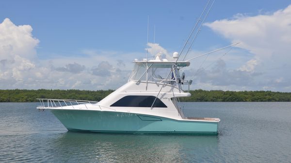 Cabo 40 Flybridge 