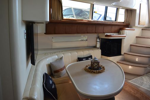 Mainship 37 Motor Yacht image