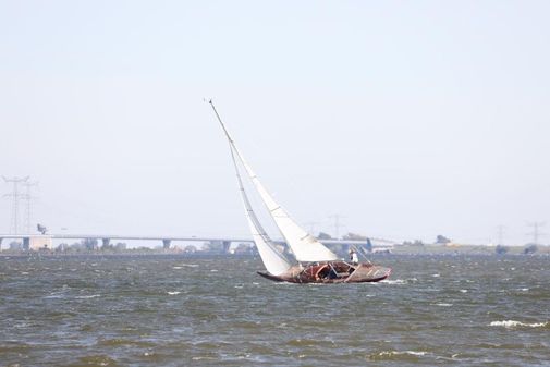 Daysailer Ed Dubois Bolero image