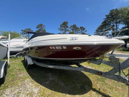 Sea Ray 22' Bowrider image