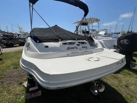 Sea Ray 22' Bowrider image