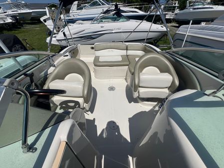 Sea Ray 22' Bowrider image