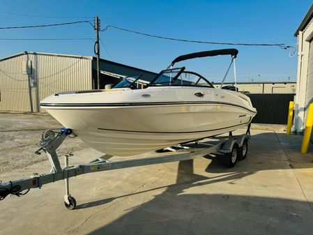 Bayliner VR6-BOWRIDER-OB image