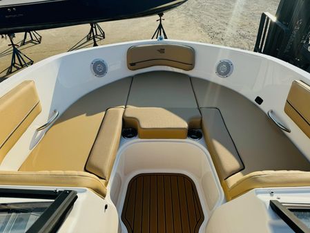 Bayliner VR6-BOWRIDER-OB image