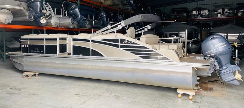 Bennington 25 RSB - main image
