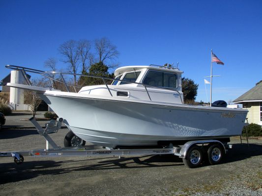 Parker 2120 Sport Cabin - main image