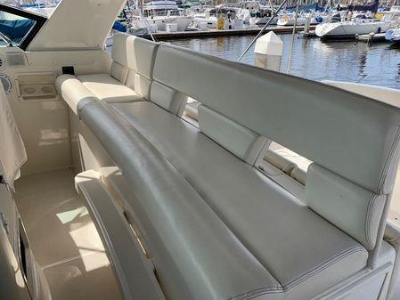 Tiara Yachts 4000 Express image